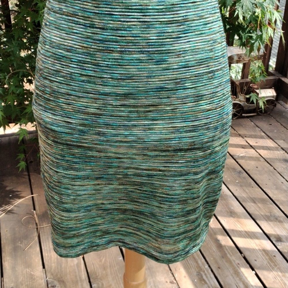 Connected Apparel  - Picture 3 of 9